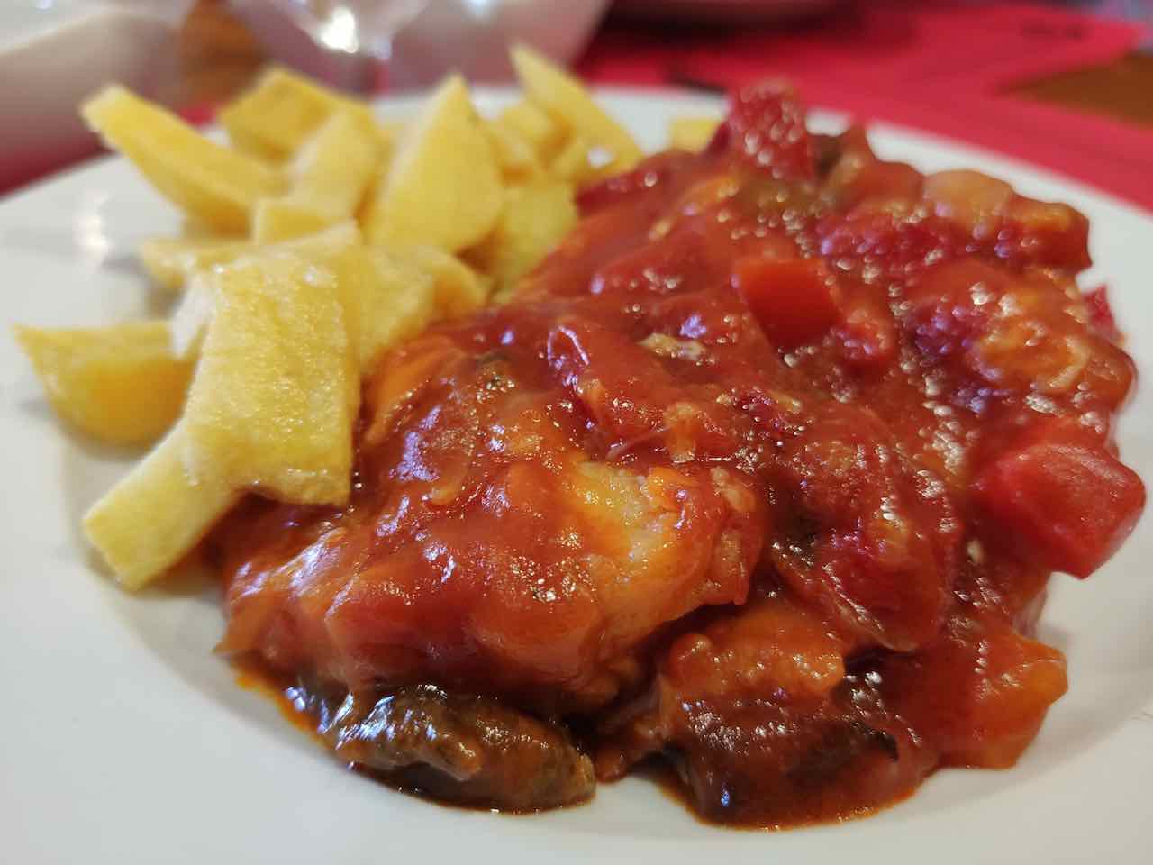 Bacalao con tomate